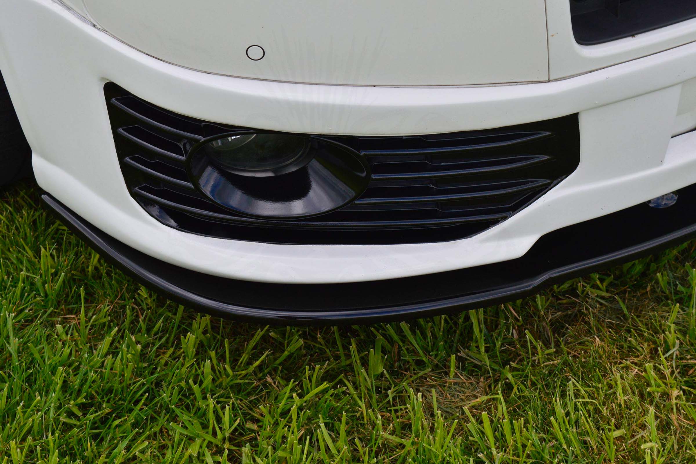 VW T5.1 Gloss Black Sportline Style Front Splitter - Image 8