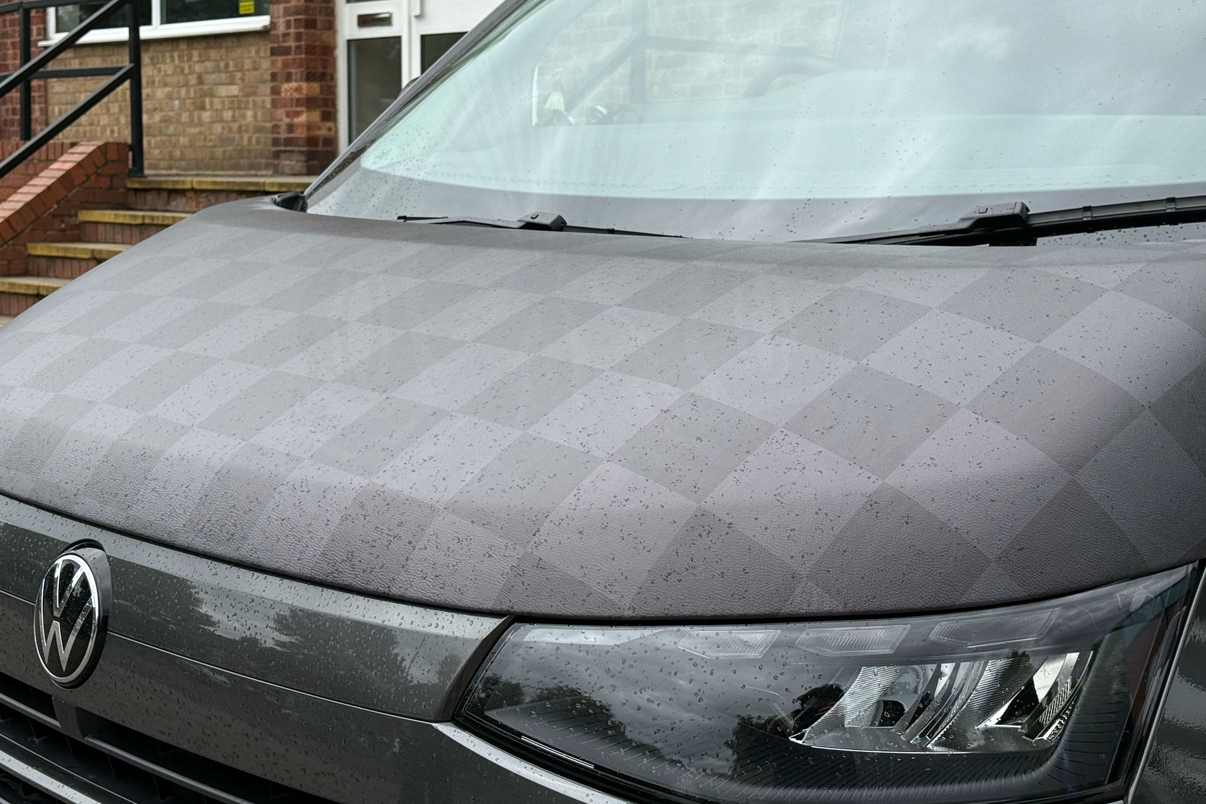 VW T7 Black & Grey Chequered Bonnet Bra - Image 5