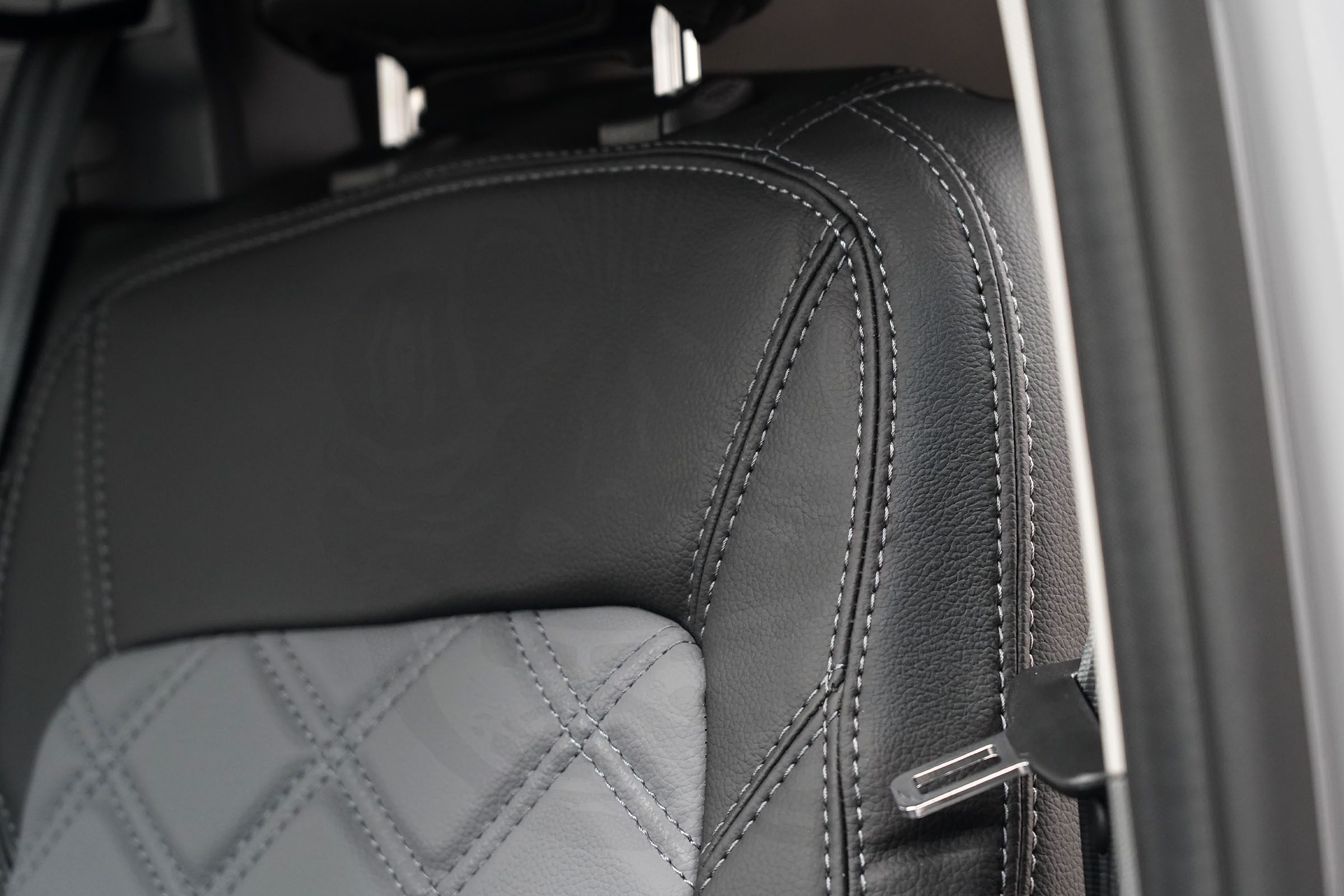 VW T7 Diamond Stitch Seat Covers - Grey - Image 6